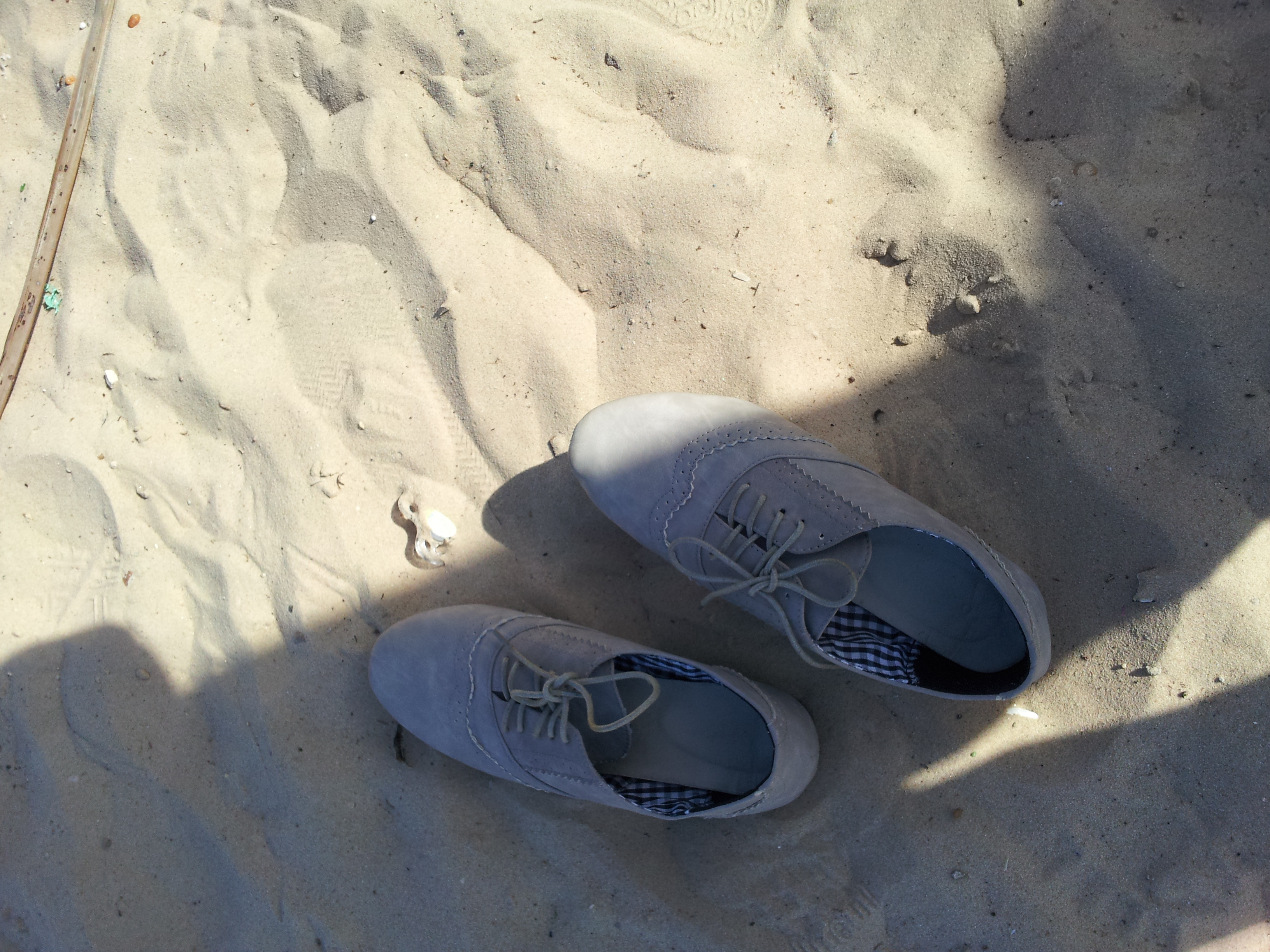 אחת ושתיים by Sigal Magen - Illustrated by צילומים: סיגל מגן - Ourboox.com