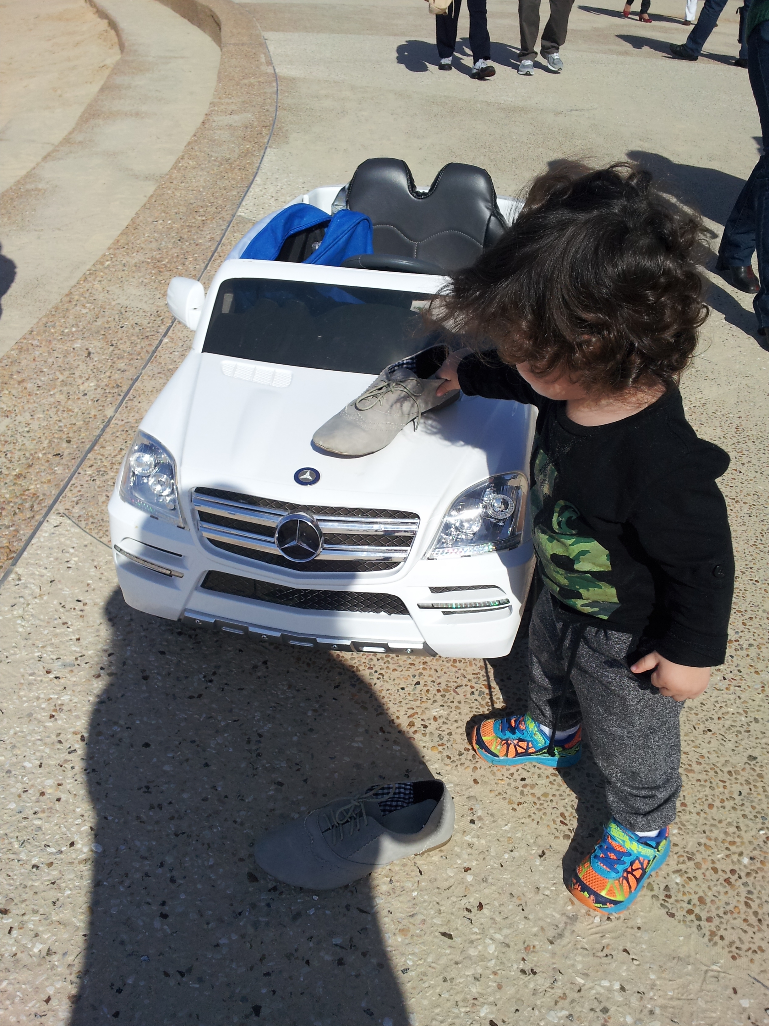 אחת ושתיים by Sigal Magen - Illustrated by צילומים: סיגל מגן - Ourboox.com