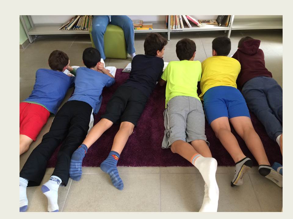 הספריה כפלטפורמה ליצירה – עבודת תלמידי “גוונים” ביצירה מגישות חמדה בן צבי ולאה הלר by leaheller - Ourboox.com