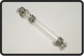 מזוזה by yuval - Illustrated by שי ניסים יובל וקנין ואריאל שקולניק - Ourboox.com