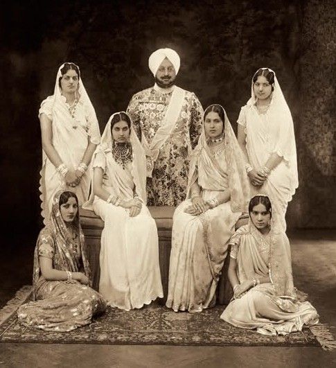 old india by meytal erez - Ourboox.com