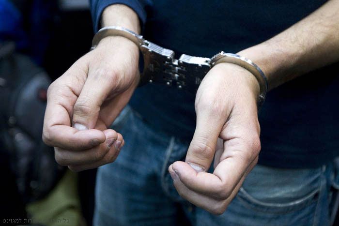 מקץ עשרים שנה כתב: רז אוחיון by razohyon - Ourboox.com