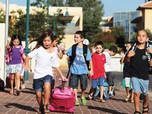 הקיץ שלנו by ofriger - Illustrated by אריאל לאוטן, קורין אשכנזי, אופיר דכס ועפרי גרשוני - Ourboox.com