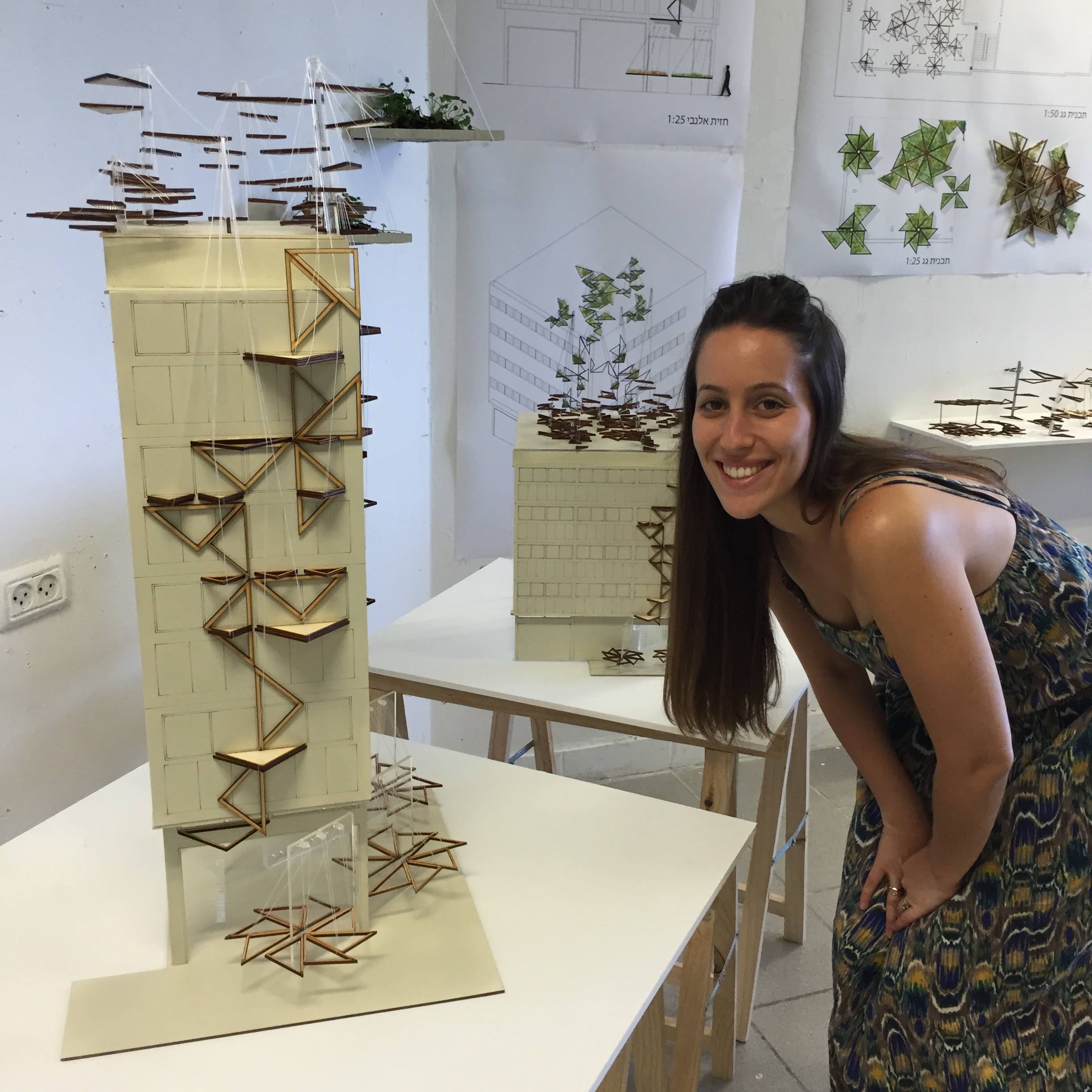 Allenby 87 – Working in an Urban Environment by Mel Rosenberg - מל רוזנברג - Ourboox.com