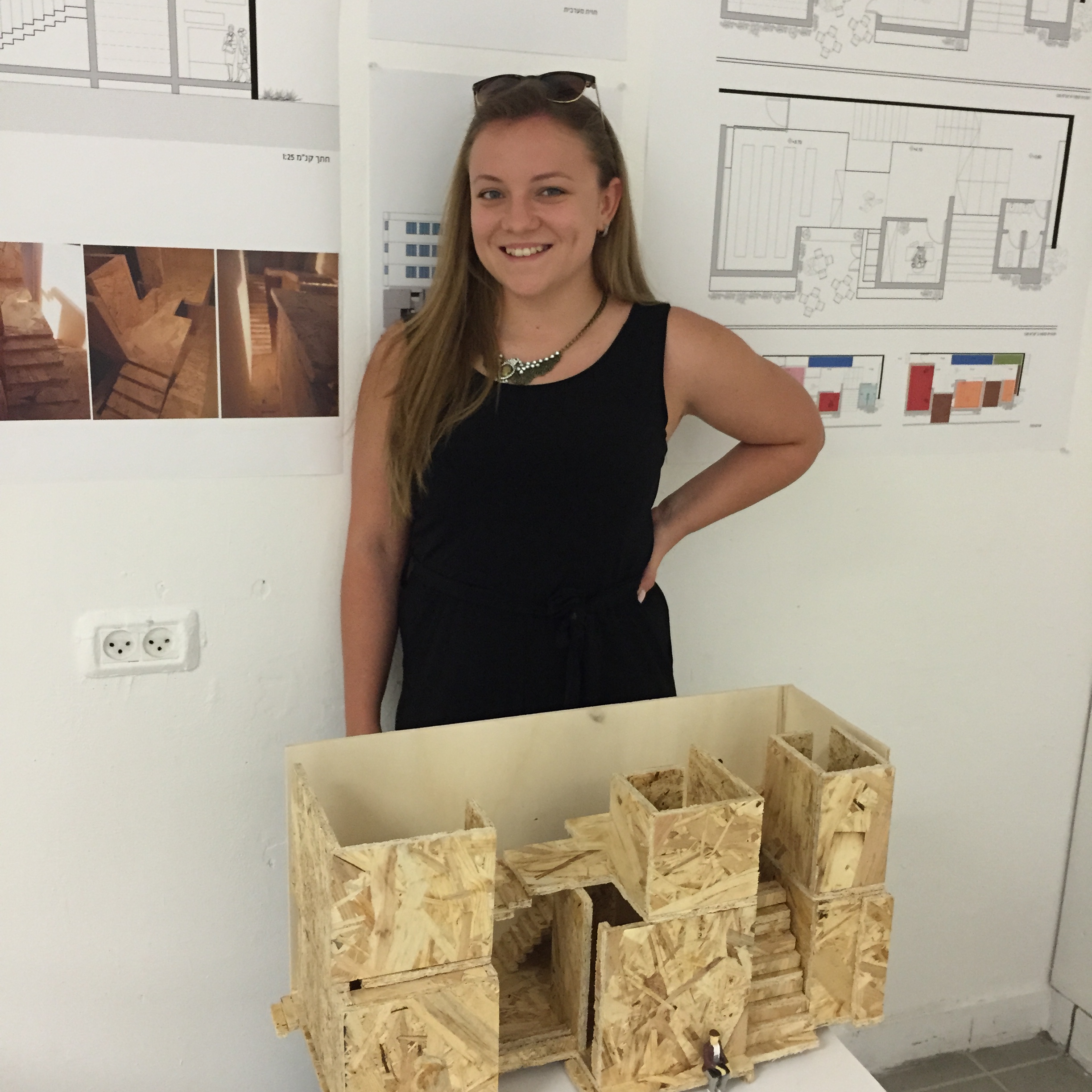 Allenby 87 – Working in an Urban Environment by Mel Rosenberg - מל רוזנברג - Ourboox.com