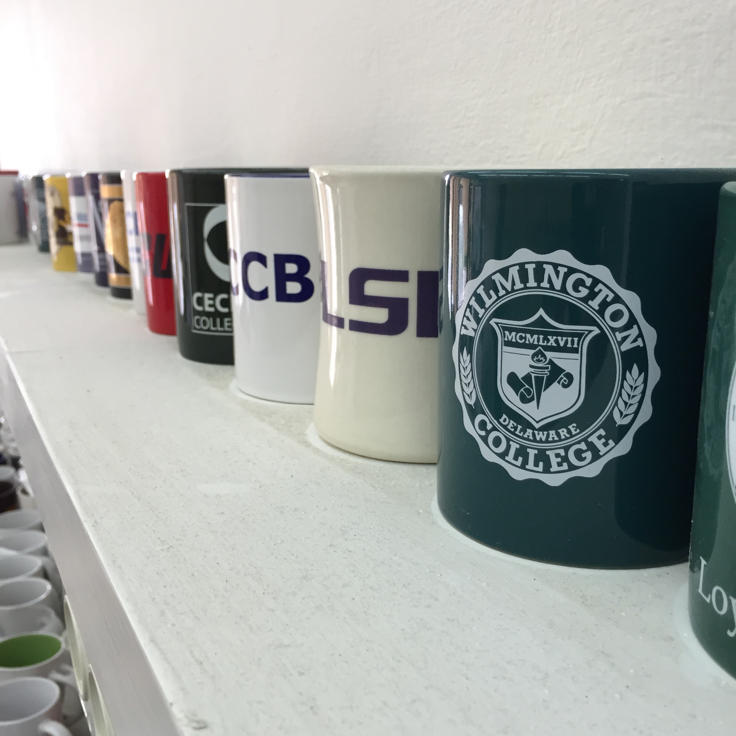 Mug Shot by Mel Rosenberg - מל רוזנברג - Ourboox.com