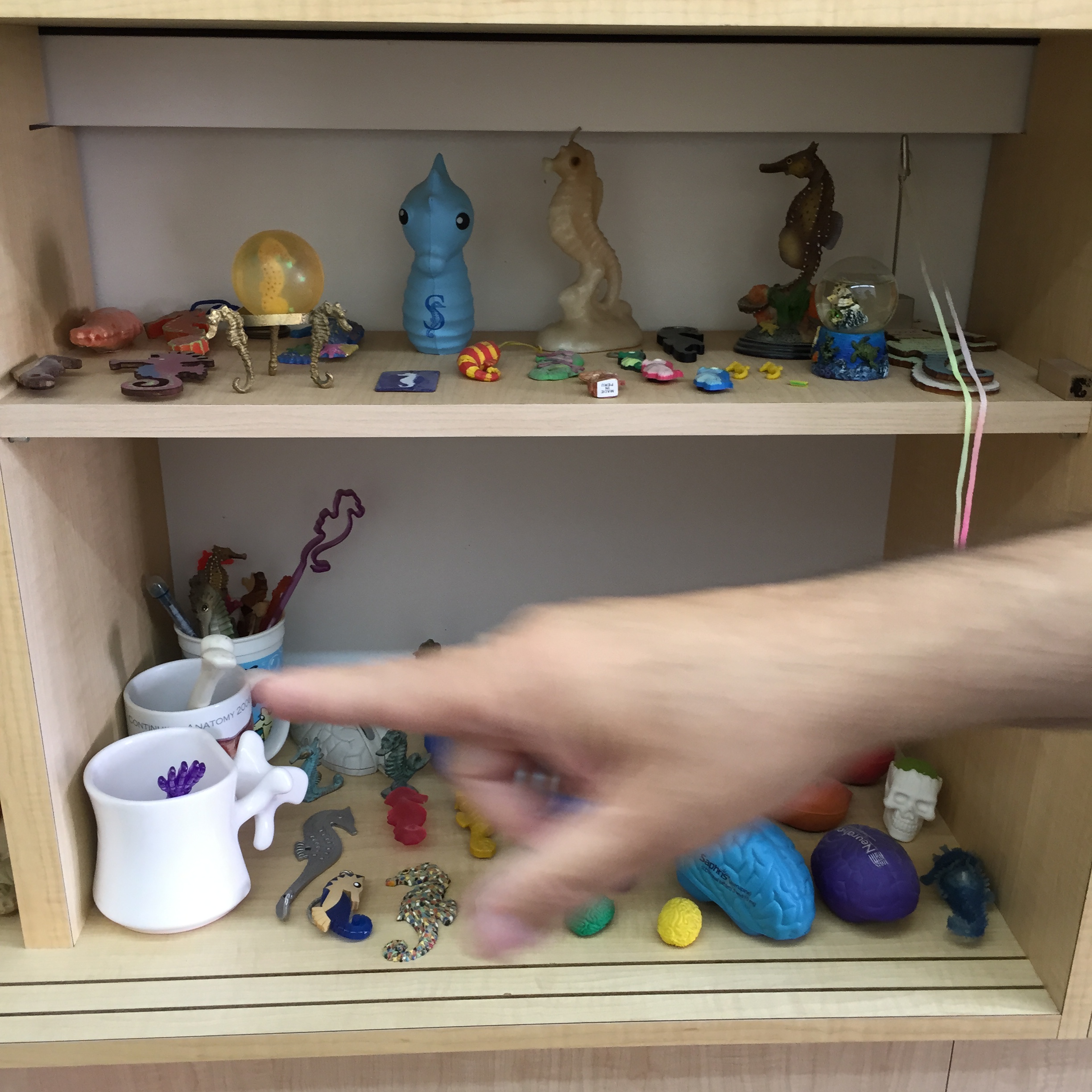 Mug Shot by Mel Rosenberg - מל רוזנברג - Ourboox.com