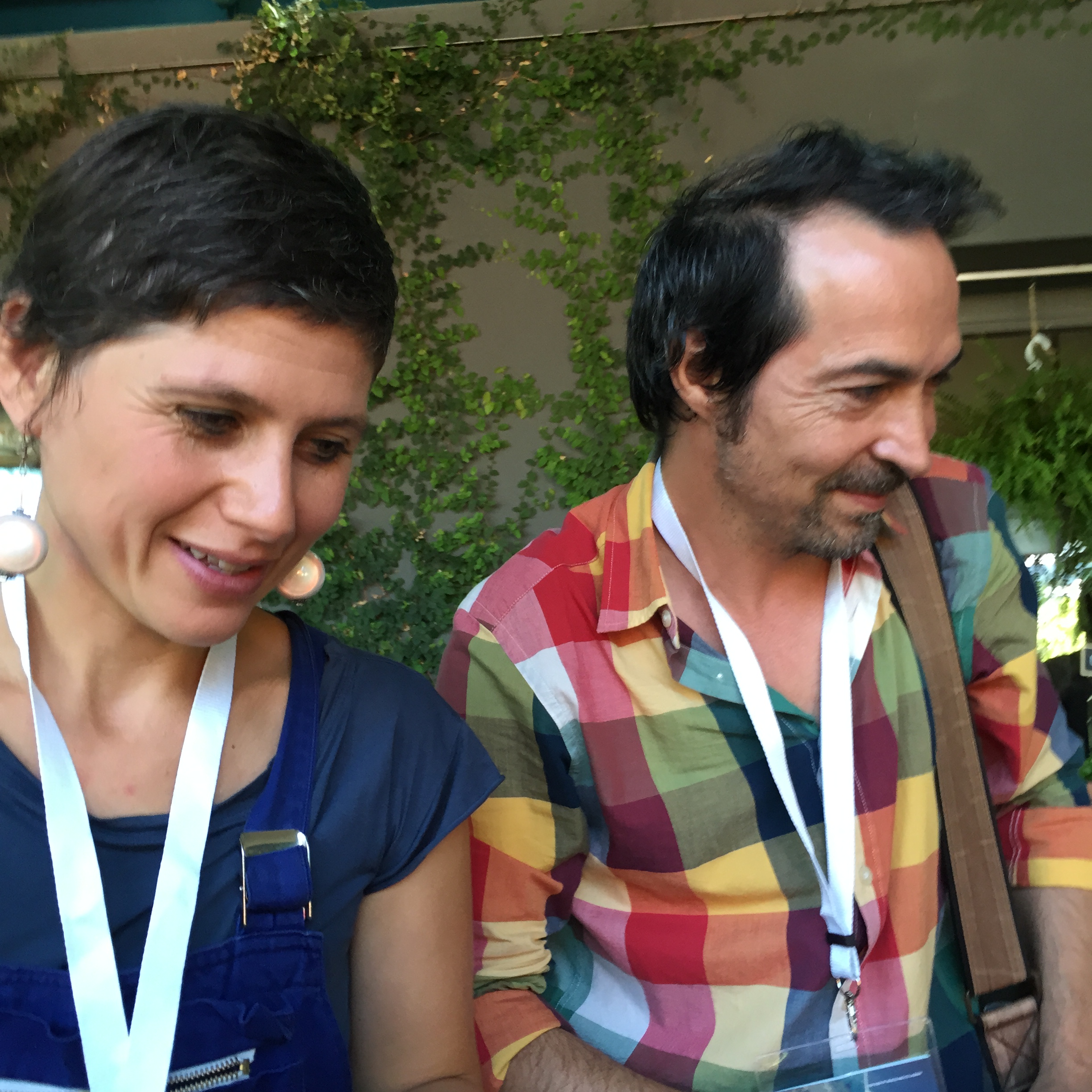 Tell Me How You Look – with Vivien Thierry and Geraldine Aresteanu, at Kinnernet Italia 2015 by Mel Rosenberg - מל רוזנברג - Illustrated by Thierry Vivien, portrait photos by Geraldine Atesteanu - Ourboox.com