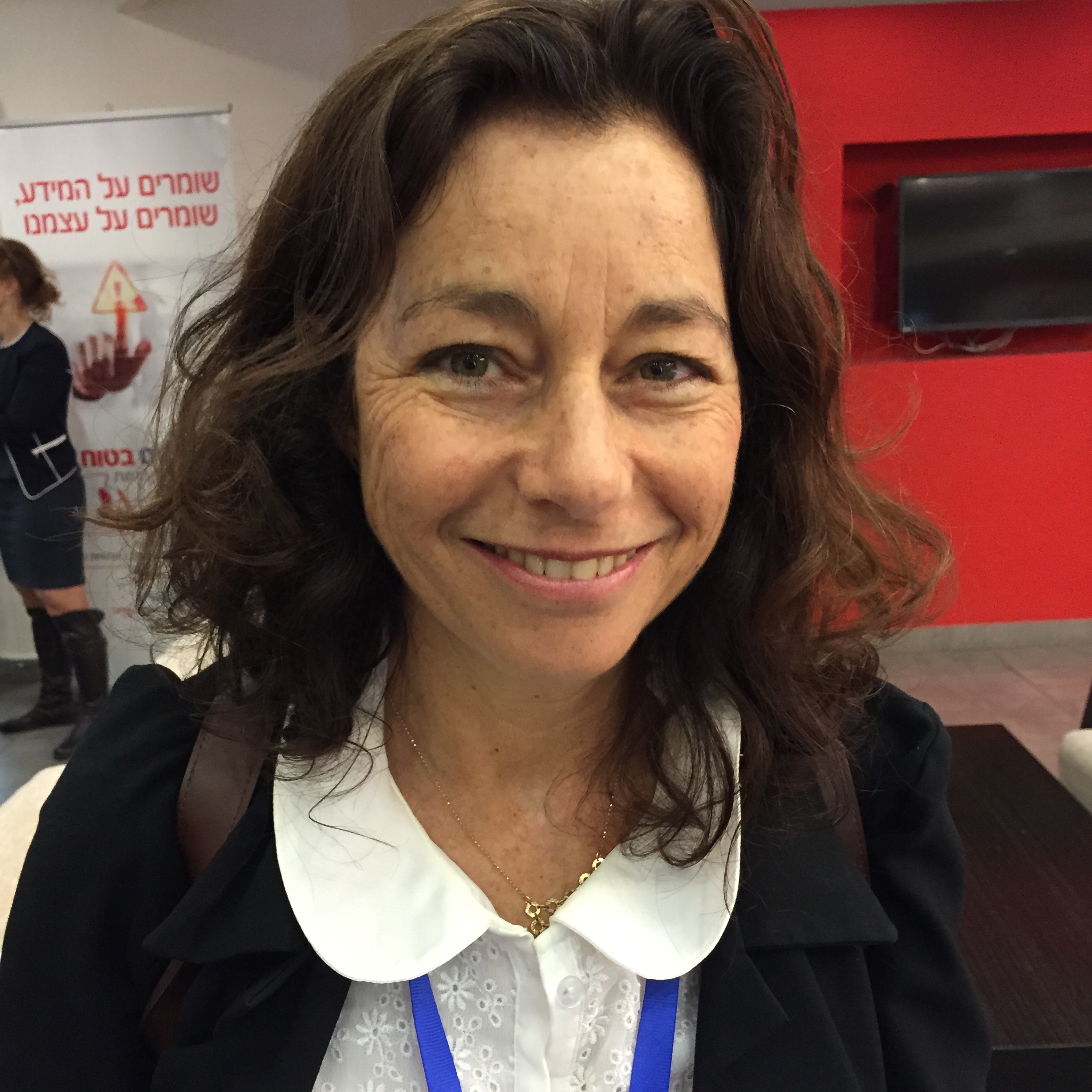 Smiles at Tovanet 2015 by Mel Rosenberg - מל רוזנברג - Ourboox.com