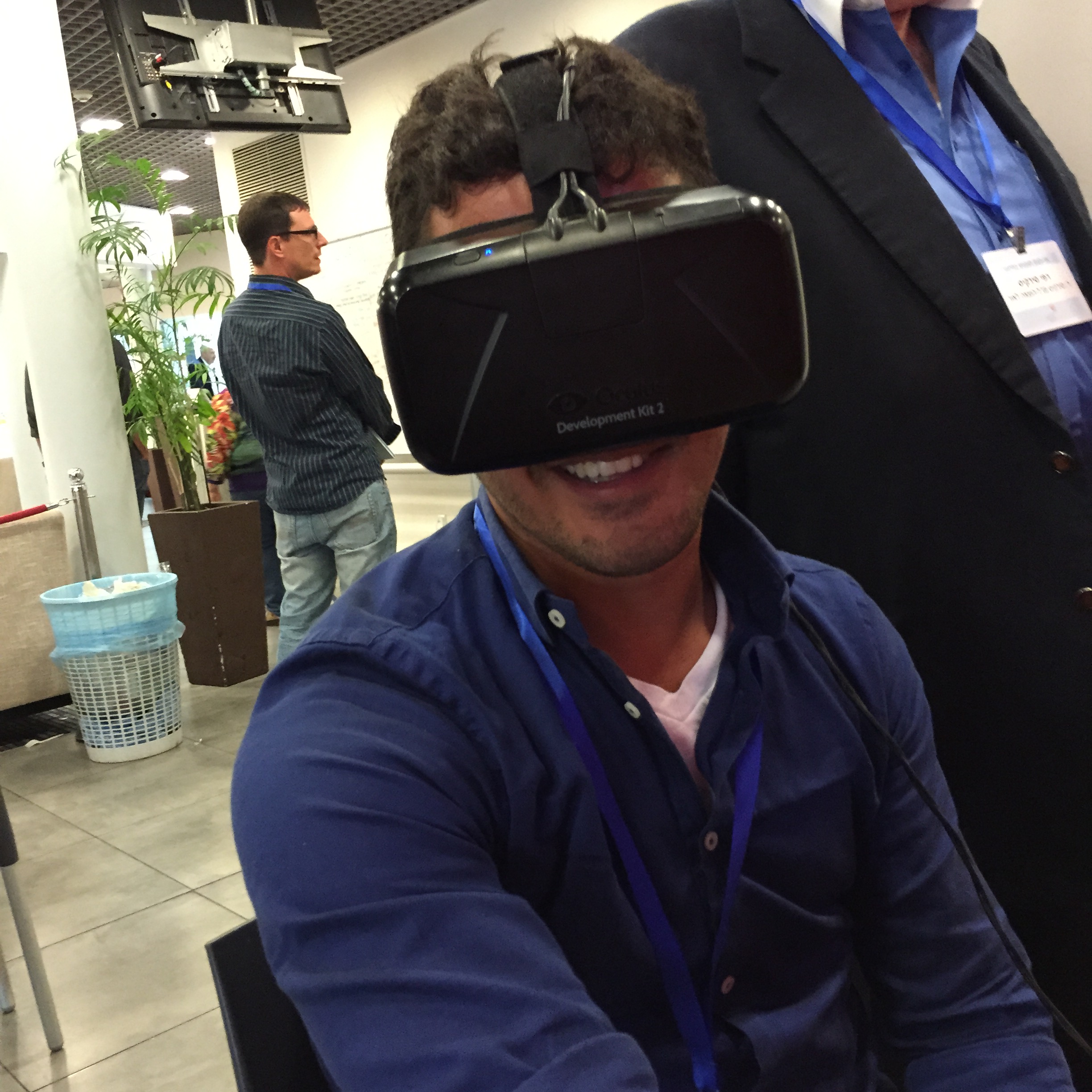 Smiles at Tovanet 2015 by Mel Rosenberg - מל רוזנברג - Ourboox.com