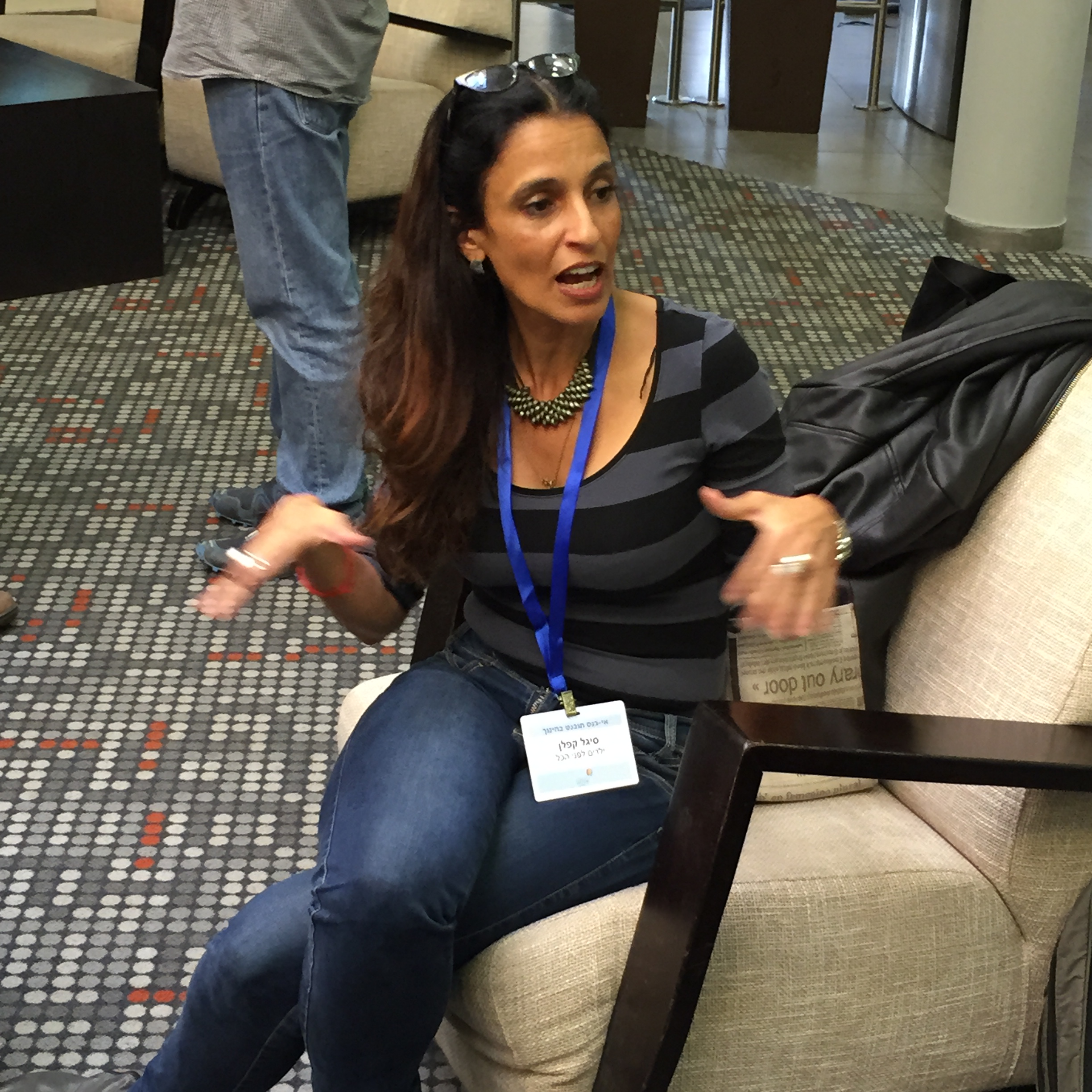 Smiles at Tovanet 2015 by Mel Rosenberg - מל רוזנברג - Ourboox.com