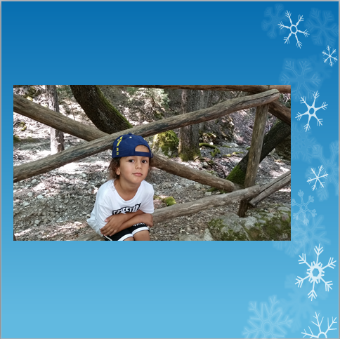 ספר סיפורי זכרון חנוכה של משפחת ד’ חמנייה בי”ס אשכולות by adi - Illustrated by עדי מזושן - Ourboox.com