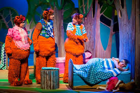 זהבה ושלושת הדובים by aviya badichi - Illustrated by ליהיא שרעבי, לינוי מזעקי ואביה בדיחי - Ourboox.com