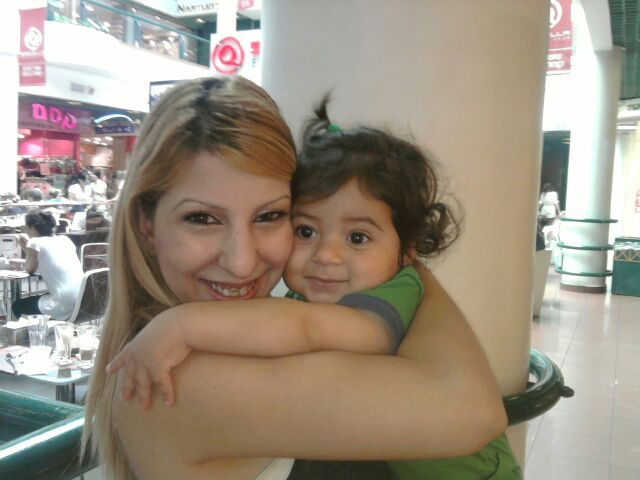 המשפחה והחברים שלי by OMRI - Ourboox.com