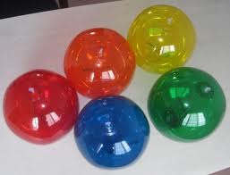 מעשה בחמישה כדורי ים by ruthshamis - Illustrated by רות שמיס - Ourboox.com