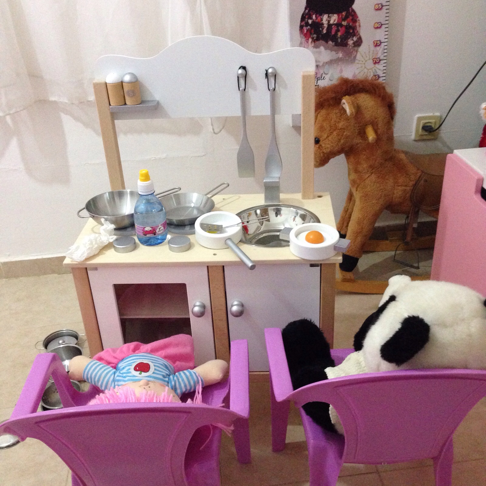 אימא אני רוצה לבשל by daniella yonatanov - Illustrated by דניאלה יונטנוב - Ourboox.com