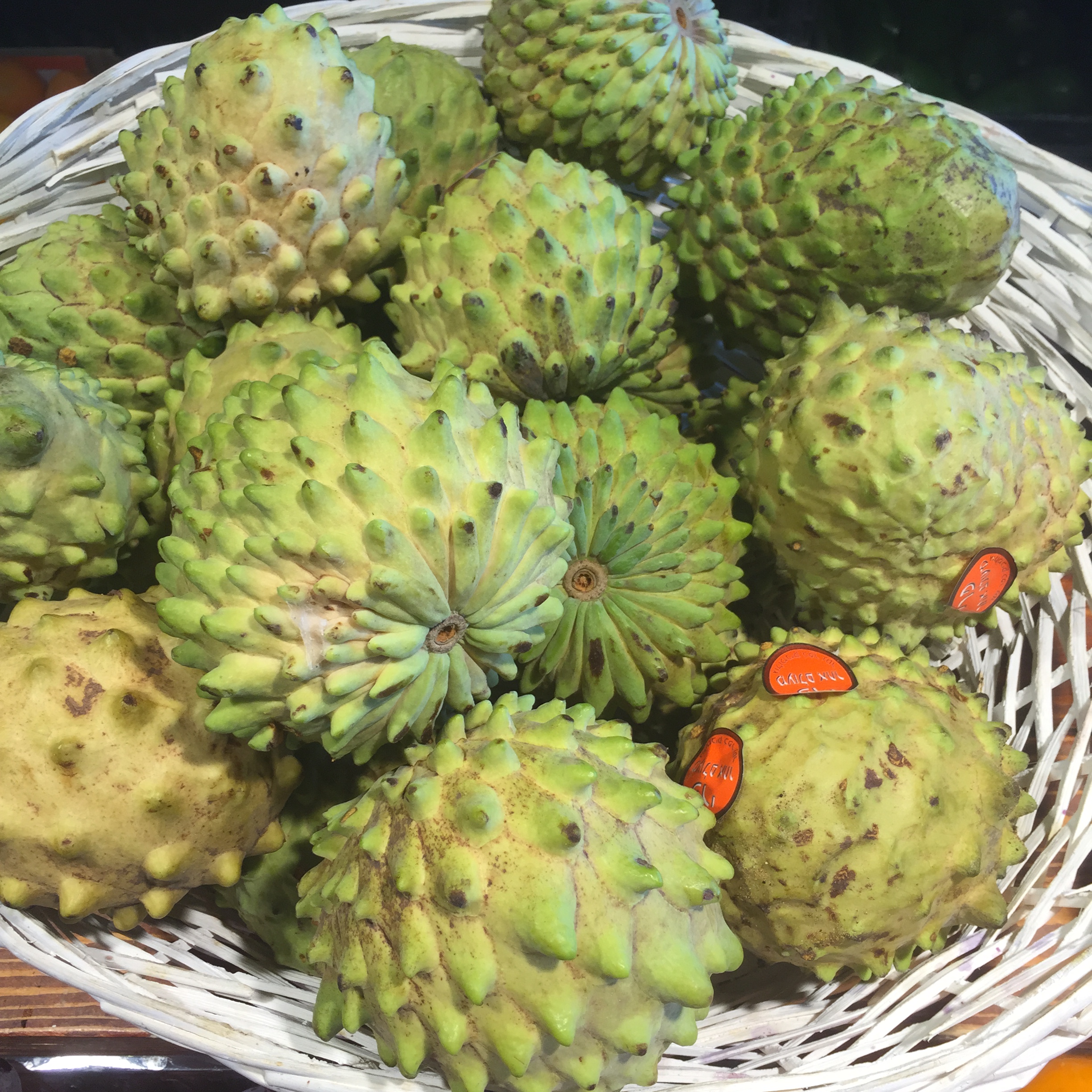 Market Shapes and Colors by Mel Rosenberg - מל רוזנברג - Ourboox.com