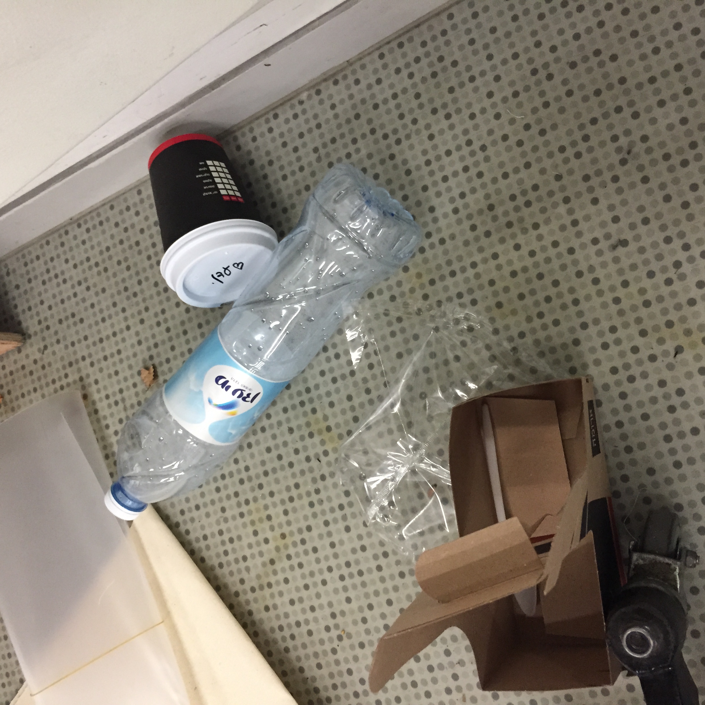 On the Fashion Floor, at Shenkar College by Mel Rosenberg - מל רוזנברג - Ourboox.com