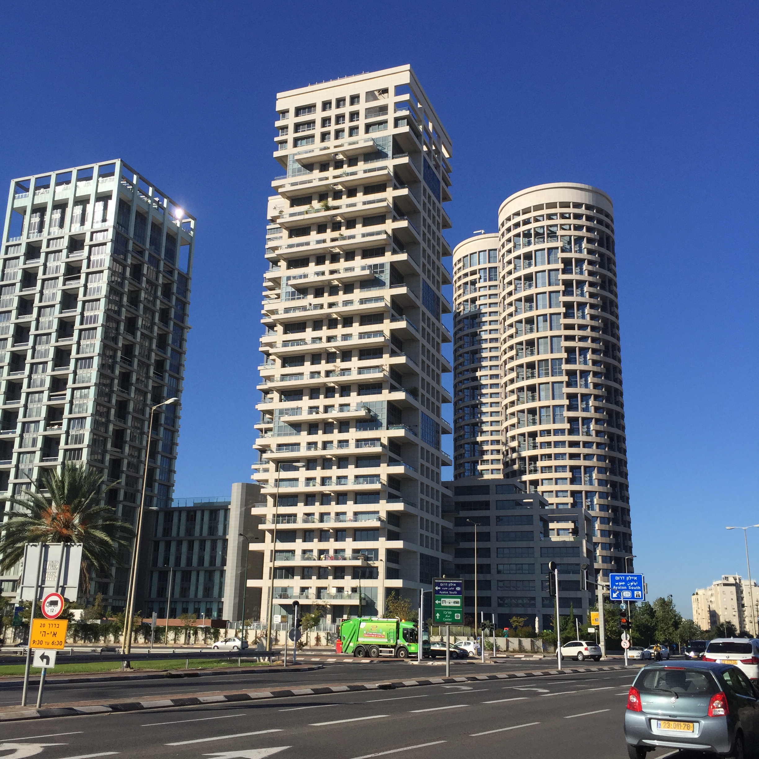 North Tel Aviv, Friday morning in December by Mel Rosenberg - מל רוזנברג - Ourboox.com