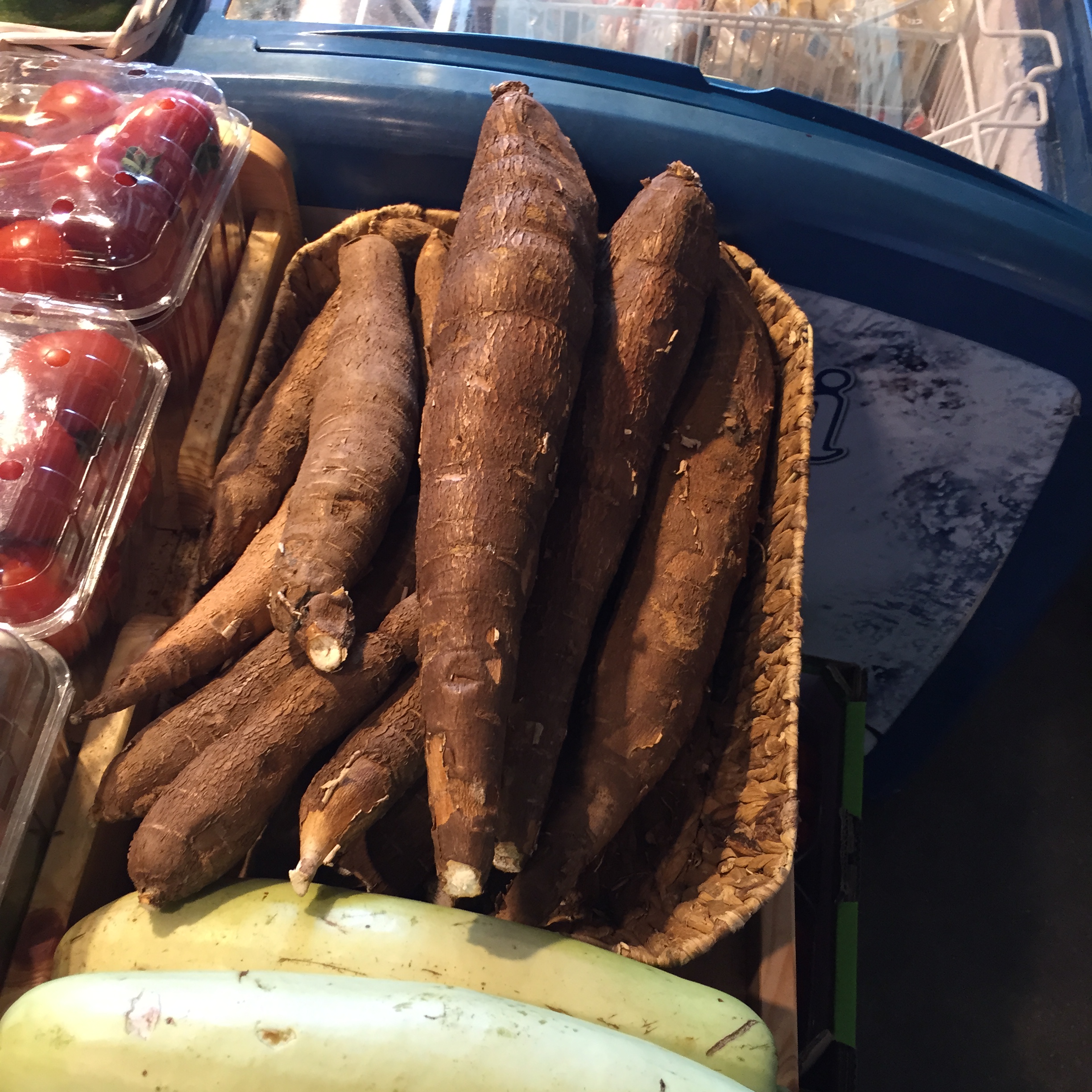 Market Shapes and Colors by Mel Rosenberg - מל רוזנברג - Ourboox.com