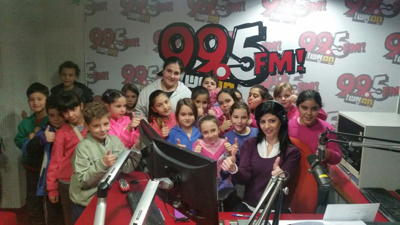 אקדמיה: כתבים צעירים כתות ג, ד by young writers - Illustrated by חברי ועדת אקדמיה כתבים צעירים - Ourboox.com