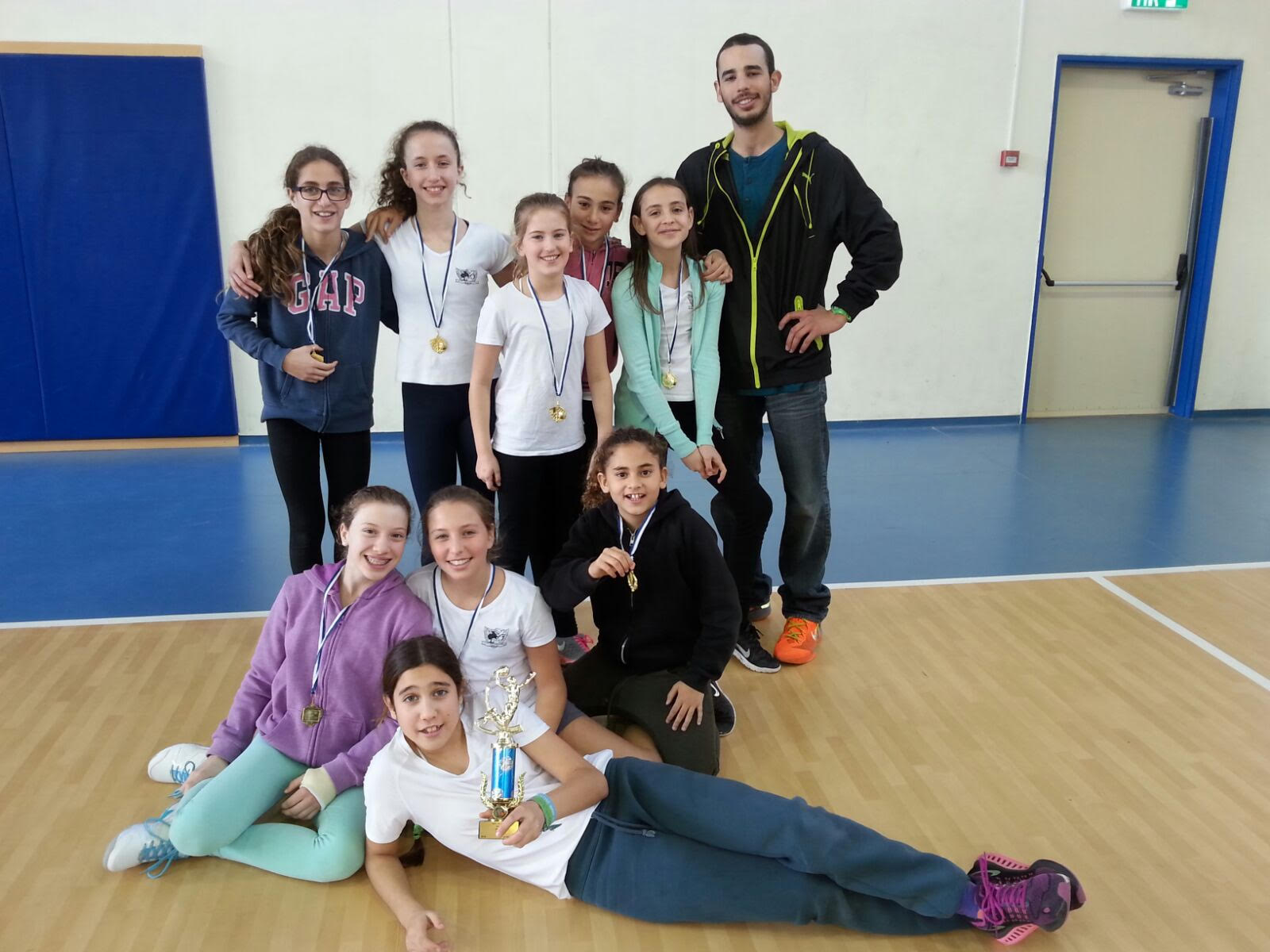 אז מה היה לנו כאן…? by ela tiv - Ourboox.com