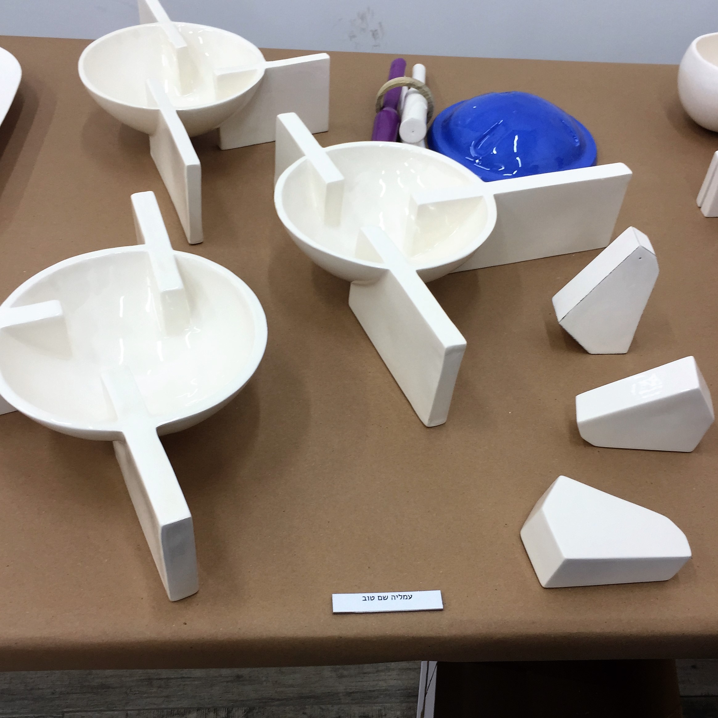 Bowls and un-Bowls at Shenkar College by Mel Rosenberg - מל רוזנברג - Ourboox.com