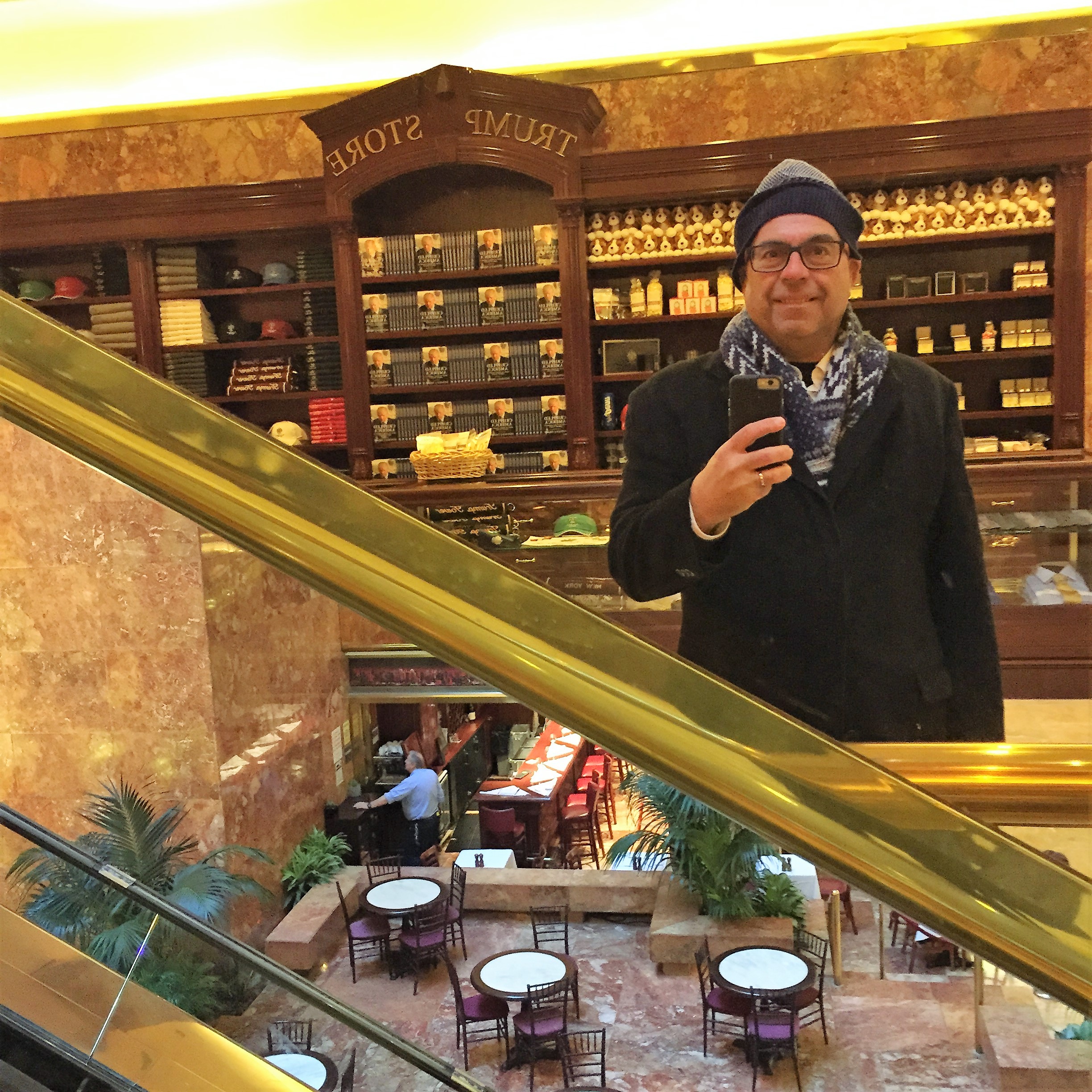 Shpatzir in New York City by Mel Rosenberg - מל רוזנברג - Ourboox.com