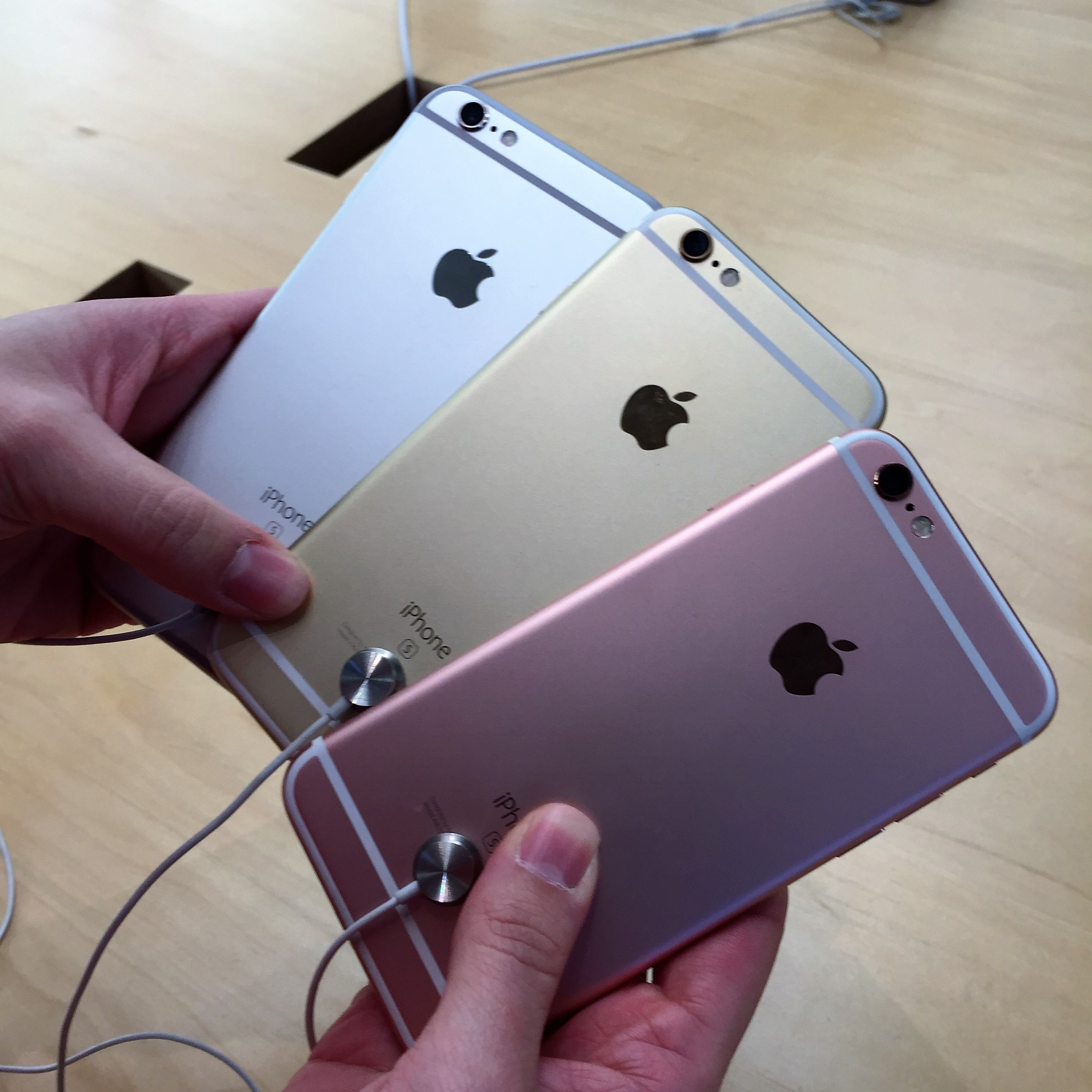 Manhattan Morning Meander by Mel Rosenberg - מל רוזנברג - Ourboox.com