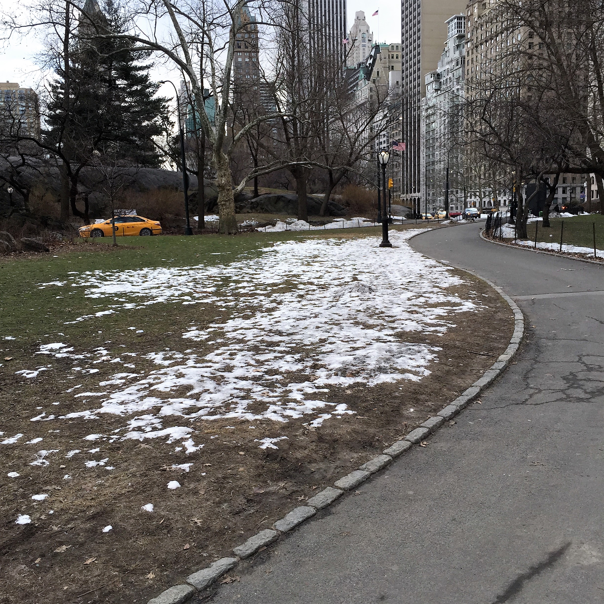 Shpatzir in New York City by Mel Rosenberg - מל רוזנברג - Ourboox.com