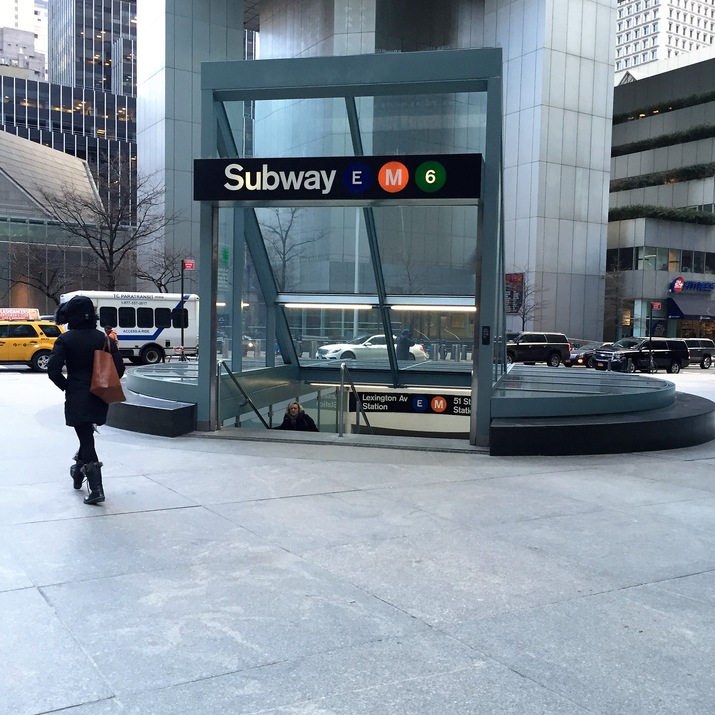 Manhattan Morning Meander by Mel Rosenberg - מל רוזנברג - Ourboox.com