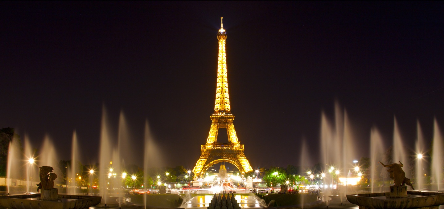 paris by niveen - Ourboox.com