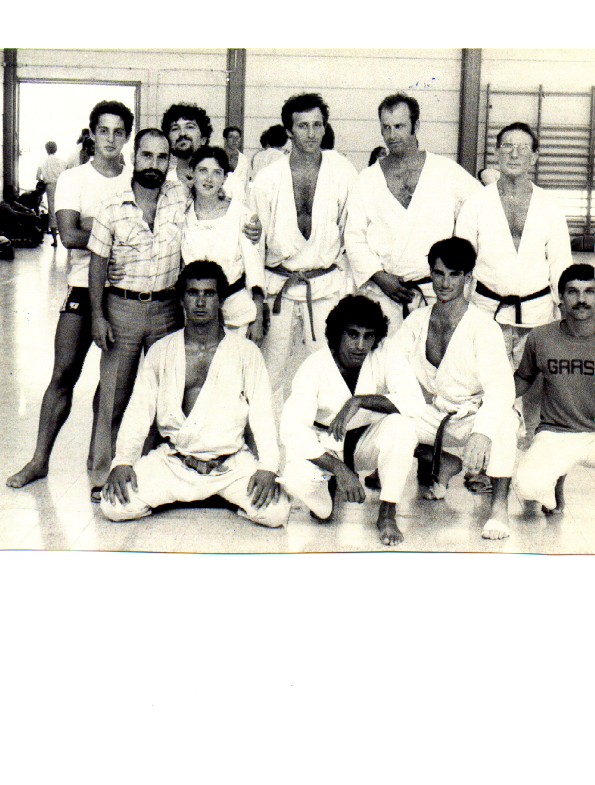 צלילה רכיבה וקרטה by Yossi Shorer - Ourboox.com