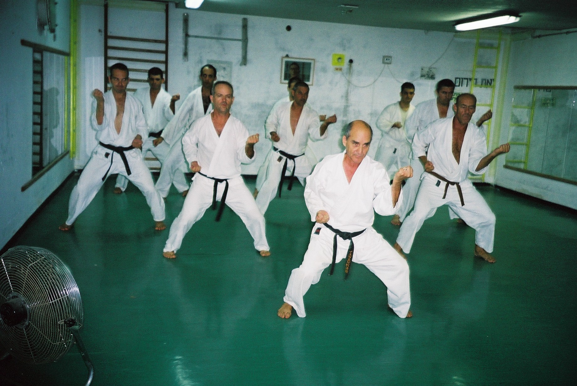 צלילה רכיבה וקרטה by Yossi Shorer - Ourboox.com