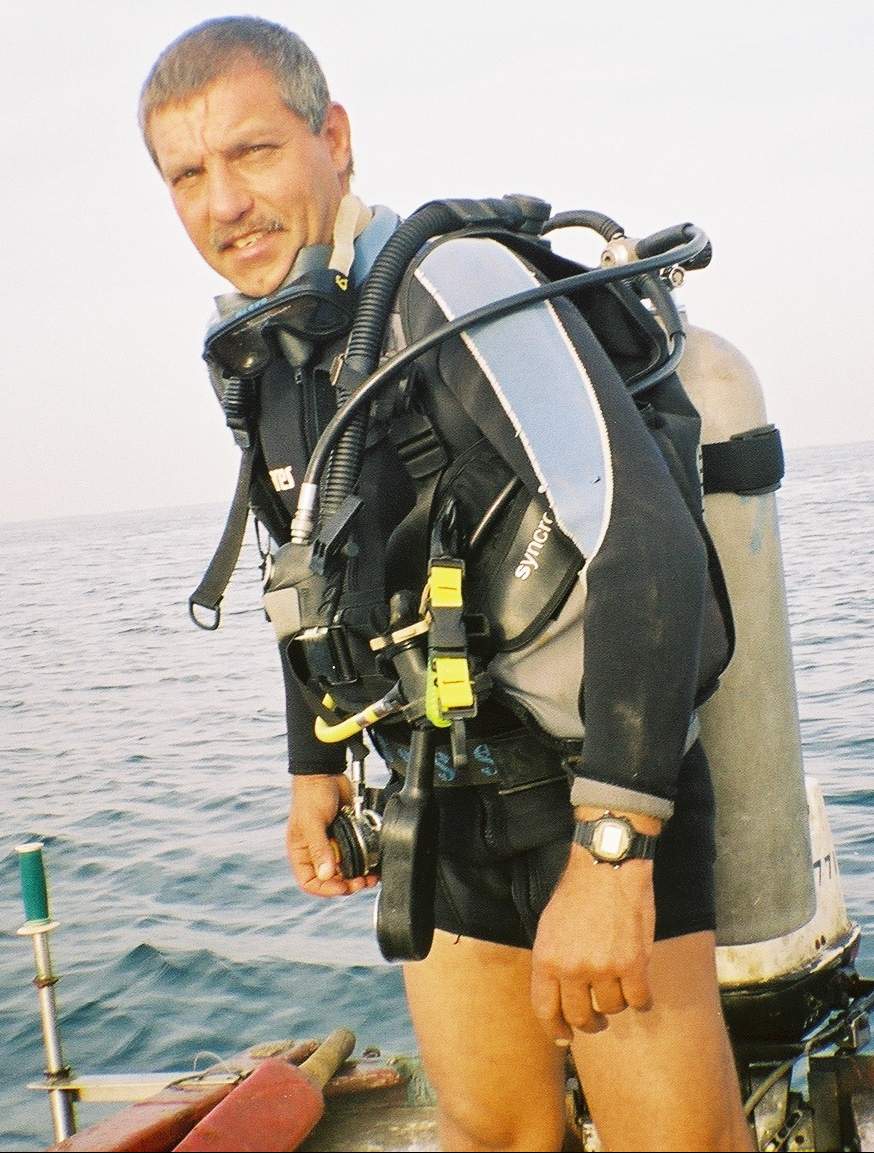 צלילה רכיבה וקרטה by Yossi Shorer - Ourboox.com