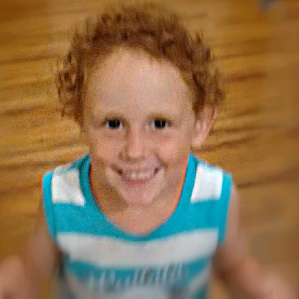 אלבום התמונות המשפחתי by tali tzarfati - Illustrated by מדי מגלדזה - Ourboox.com