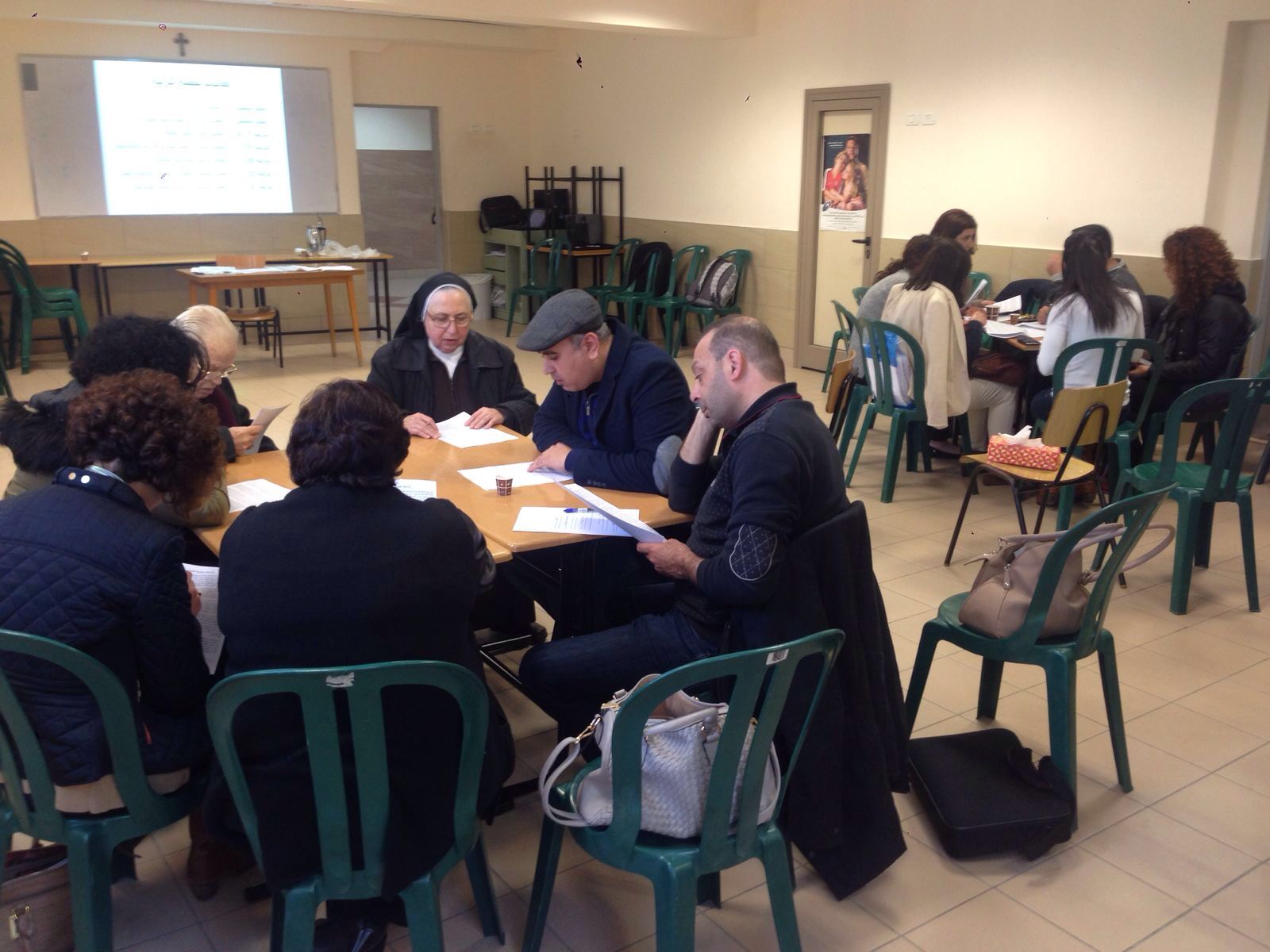 كن مسبحا 2016 باشراف مفتش المدارس الأهلية دكتور هاني فراج by rouhi - Illustrated by مدرسة راهبات الفرنسيسكان-روحي بواردي - Ourboox.com