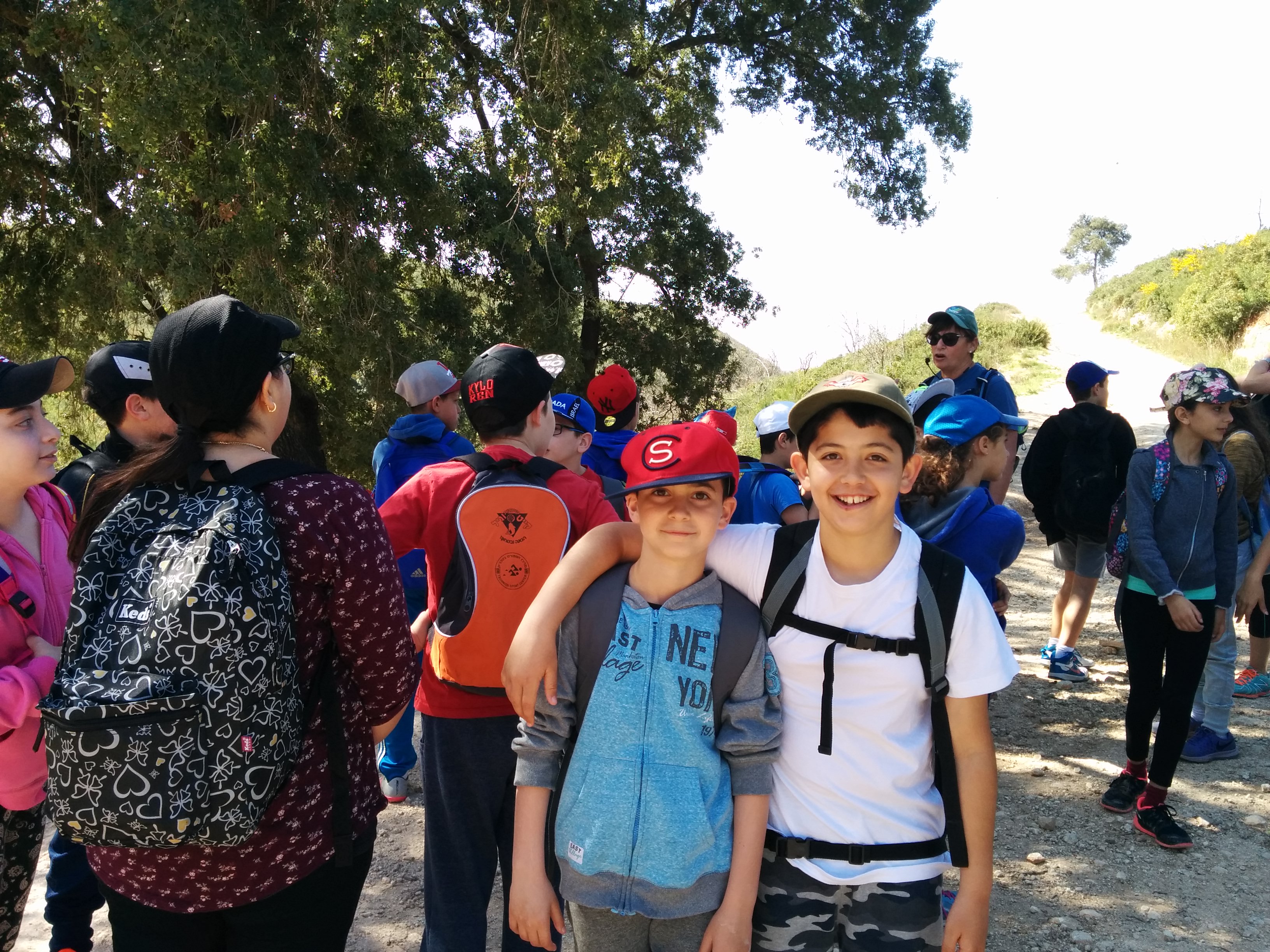 הטיול שלנו לנחל אלון – מרץ 2016. by michal - Ourboox.com