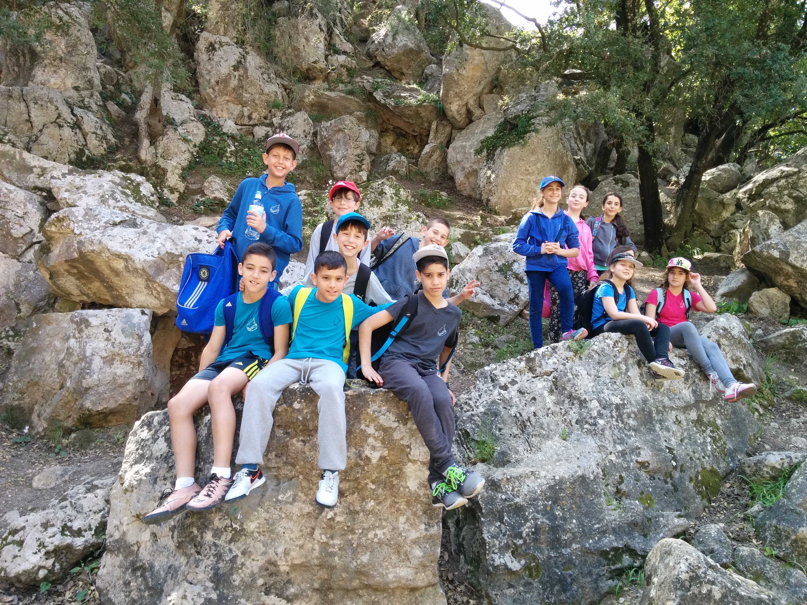 הטיול שלנו לנחל אלון – מרץ 2016. by michal - Ourboox.com