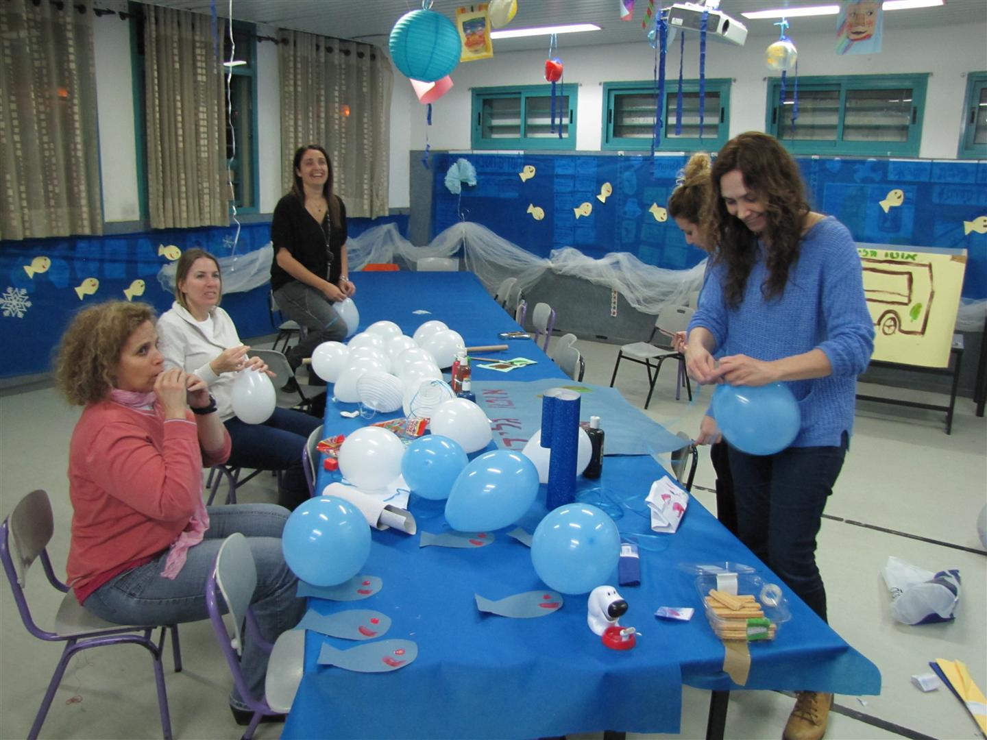 ההפתעה הגדולה בפורים בבית ספר שיזף אור יהודה by אילן  - Ourboox.com