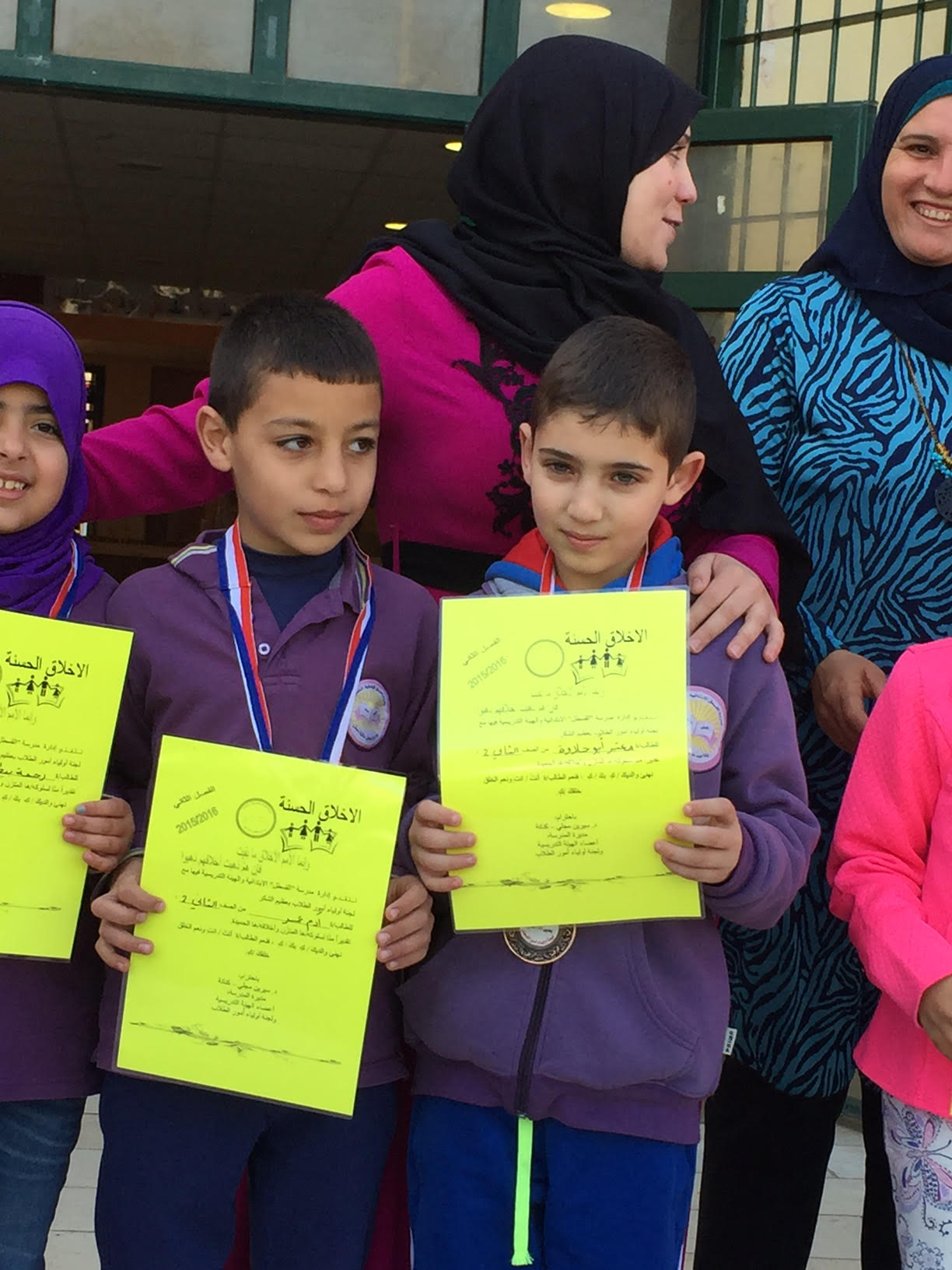 توزيع شهادات التفوق في مدرسة “القسطل” by alkastal - Ourboox.com