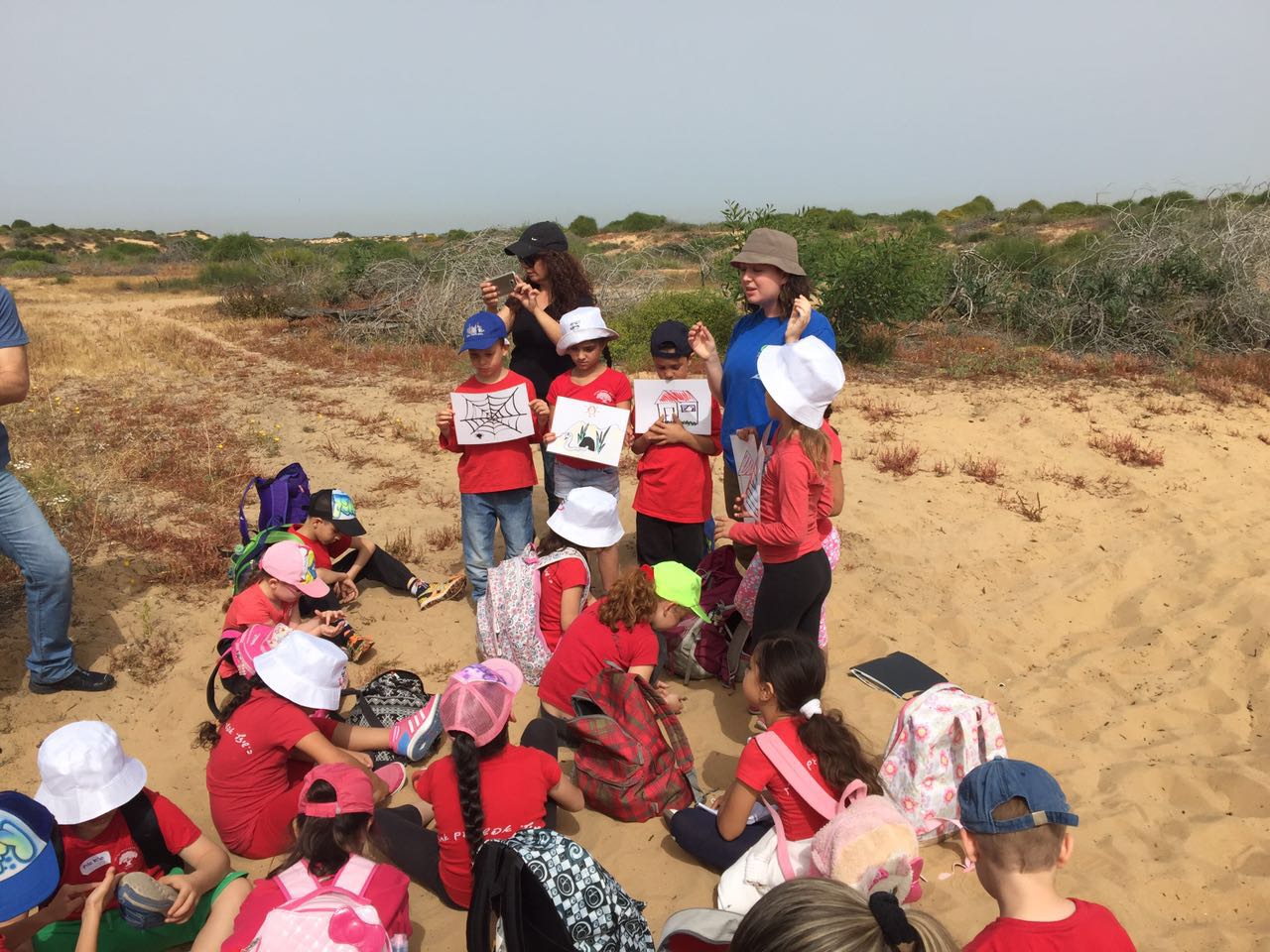 בית ספר שיזף בטיול שנתי בשמורת הטבע ניצנים by אילן  - Ourboox.com