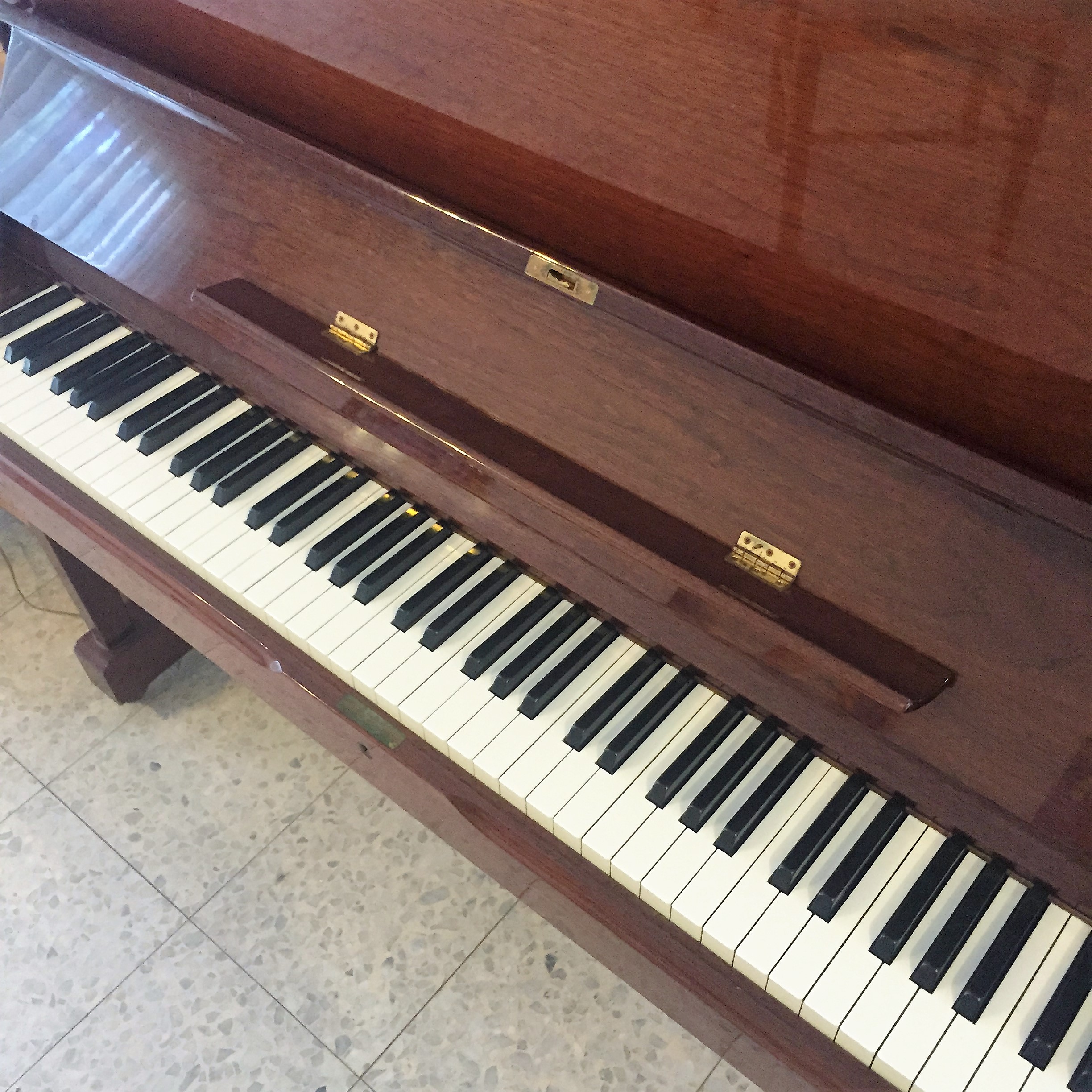 Mel’s Ten Tips on Buying a Piano by Mel Rosenberg - מל רוזנברג - Ourboox.com