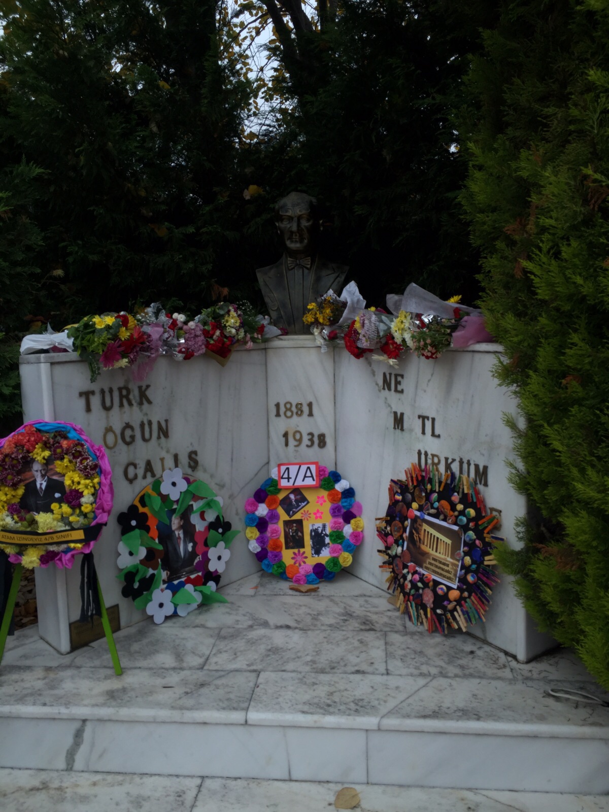 Çiçeklerdeki Renkler by Nuray CİN - Ourboox.com