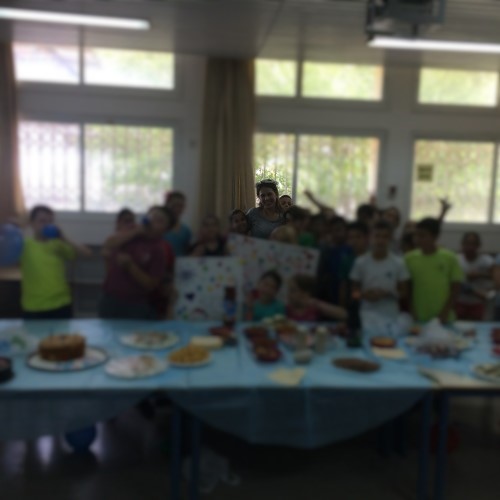 ימים בכל הצבעים by dana asraf - Illustrated by דנה אסרף - Ourboox.com