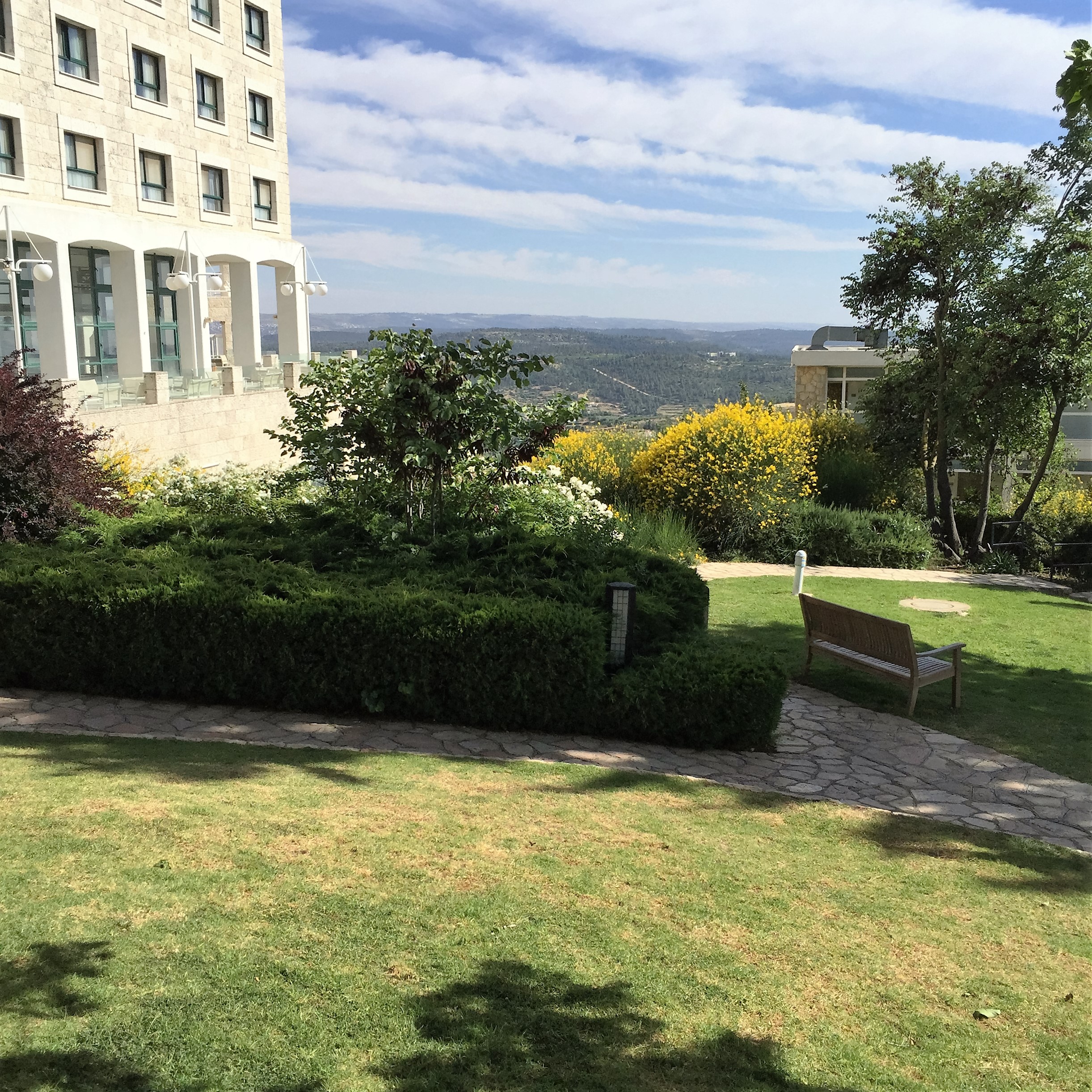 A Hotel Near Jerusalem by Mel Rosenberg - מל רוזנברג - Ourboox.com