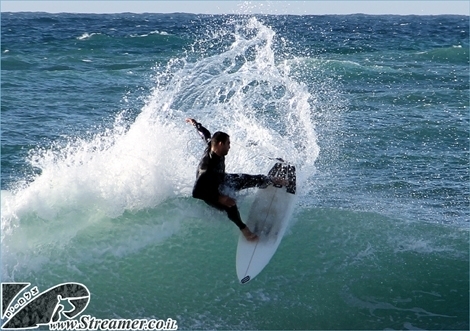 החברים באים by שכבת ג