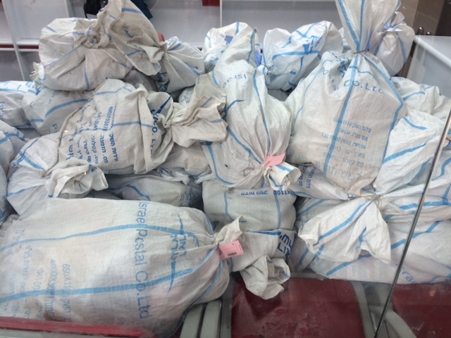 Never Give up by Guy - Ourboox.com