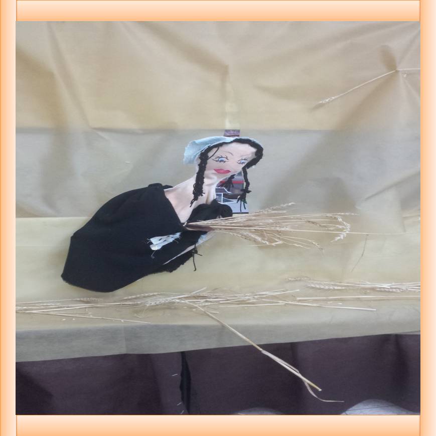 תיאטרון בובות “מגילת רות” by yafitseadya - Illustrated by בי"ס קהילתי ירוק "שיזף"אור יהודה, כיתה ב