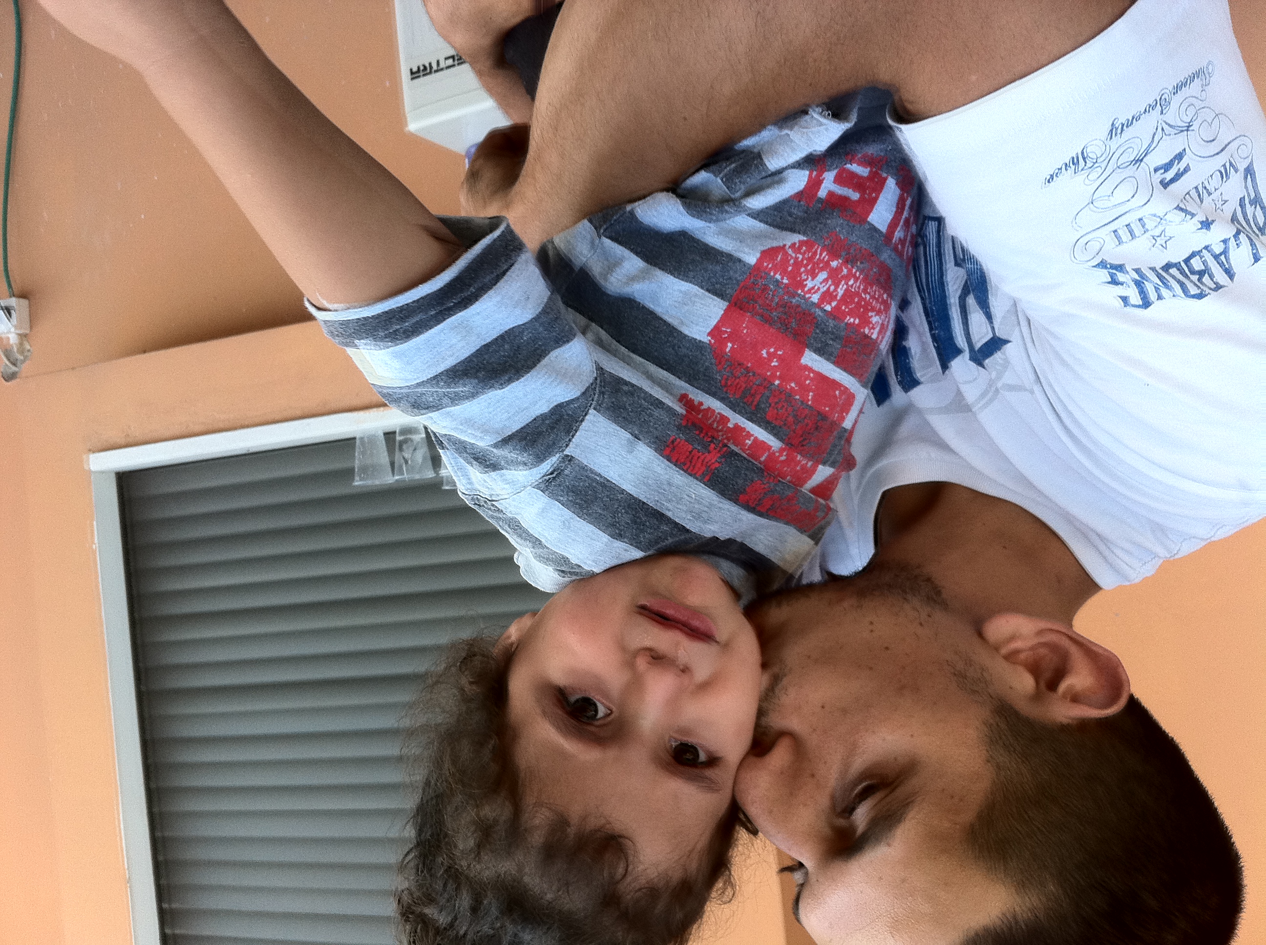 המשפחה שלי by lior zinger - Illustrated by ליאת בלילי - Ourboox.com